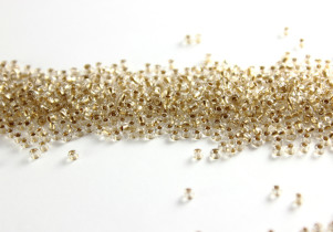 Бисер Чехия круглый 10/0 50г 68106